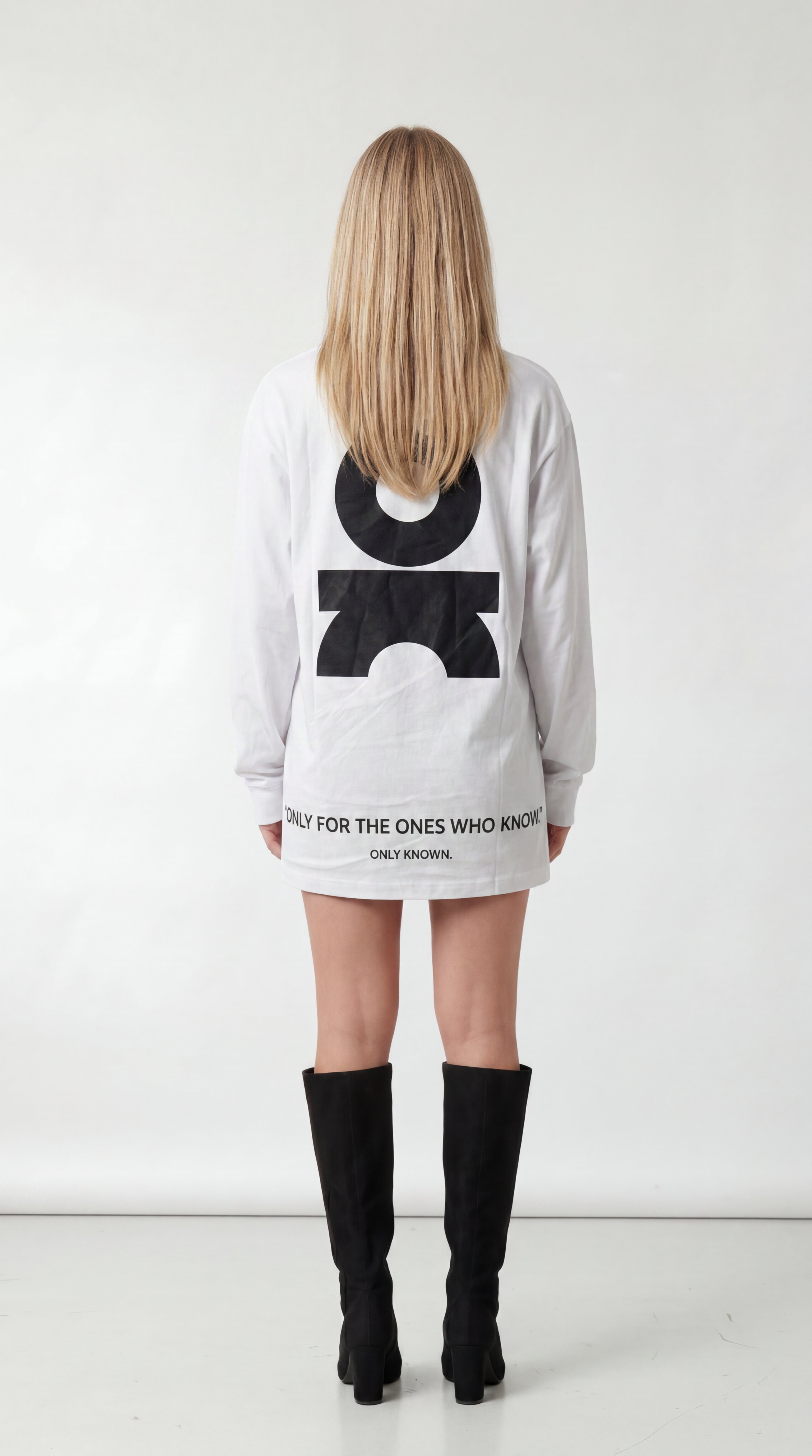 BIG LOGO LONGSLEEVE WHITE